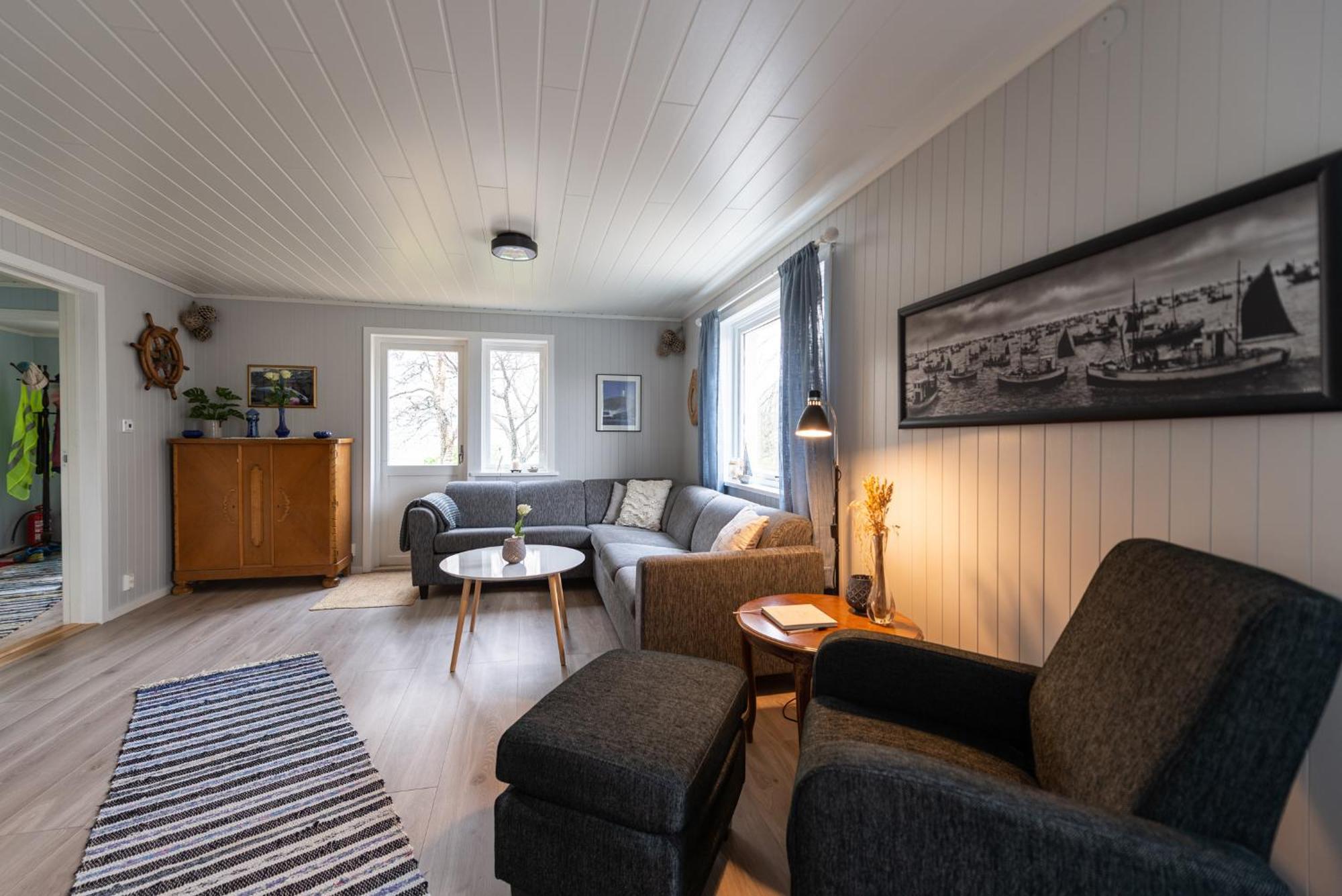 Cozy House By The Fjord In The Heart Of Lofoten Reine Exterior foto